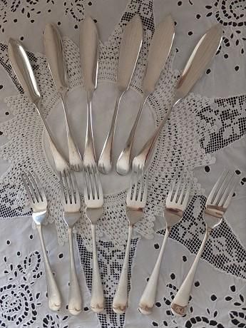 SALE! 英国アンティークシルバープレートのフィッシュナイフとフォーク