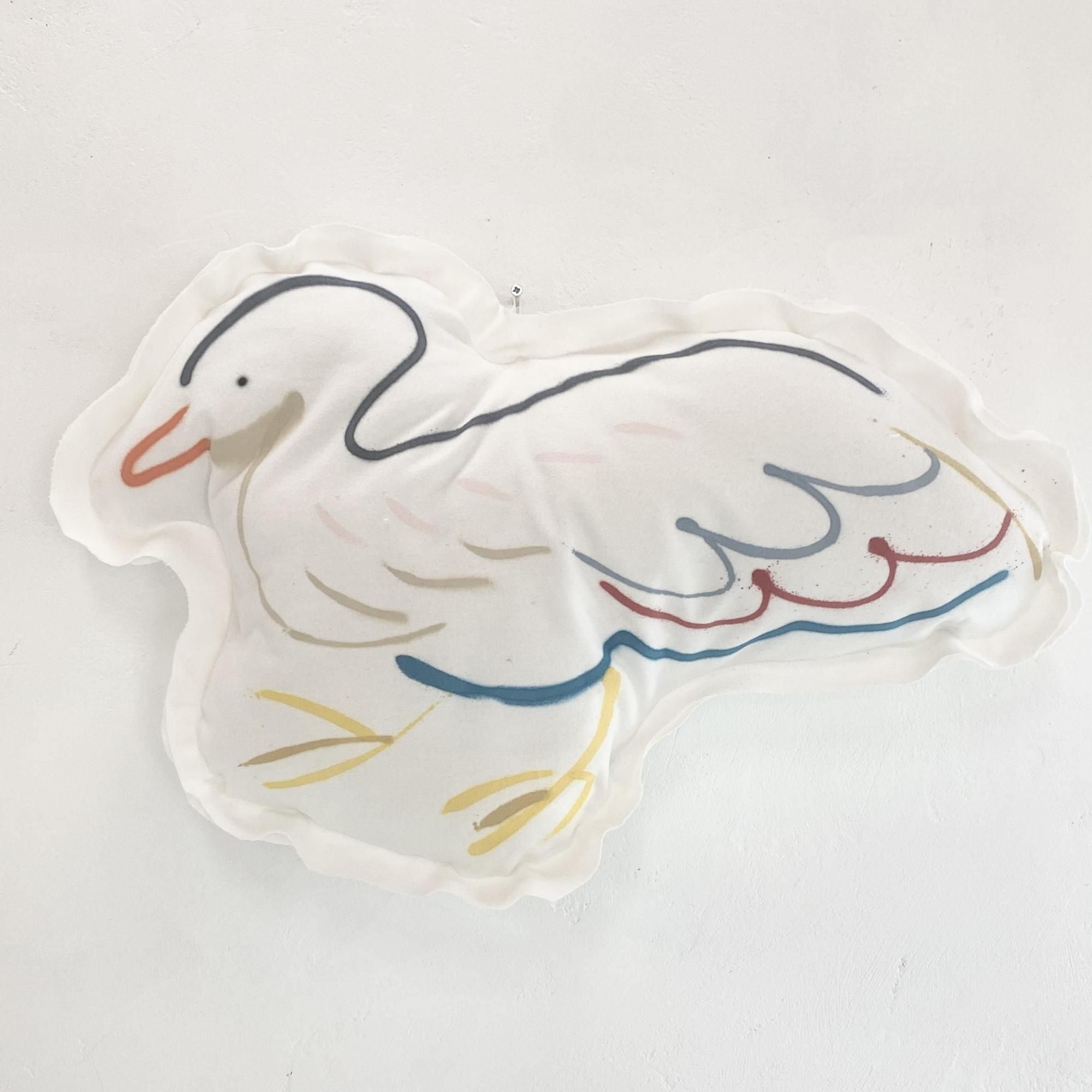 <img class='new_mark_img1' src='https://img.shop-pro.jp/img/new/icons14.gif' style='border:none;display:inline;margin:0px;padding:0px;width:auto;' />< kurry >  cushion duck & fur seal -A-