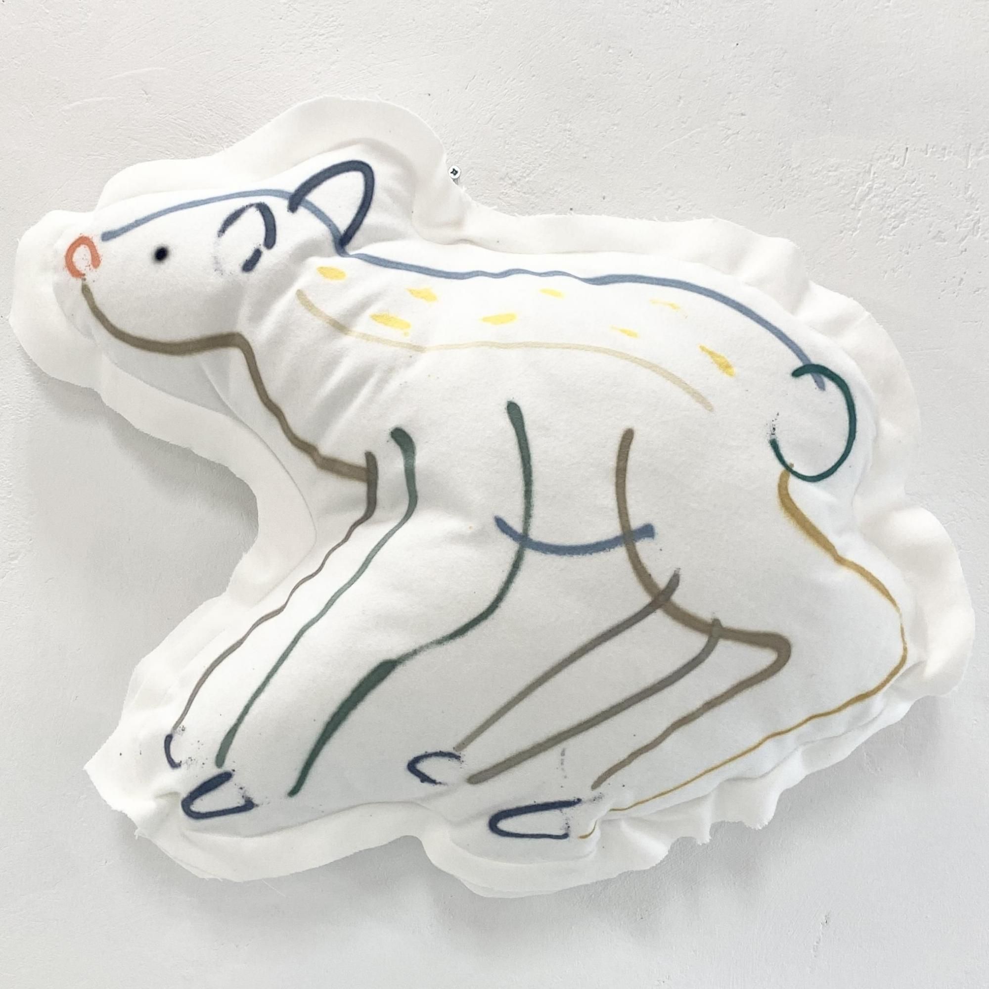 <img class='new_mark_img1' src='https://img.shop-pro.jp/img/new/icons14.gif' style='border:none;display:inline;margin:0px;padding:0px;width:auto;' />< kurry >  cushion deer  & Ring-tailed Lemur -B-