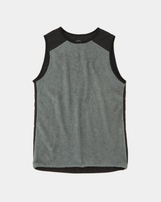 <img class='new_mark_img1' src='https://img.shop-pro.jp/img/new/icons8.gif' style='border:none;display:inline;margin:0px;padding:0px;width:auto;' />山と道｜Alpha Vest （Unisex)