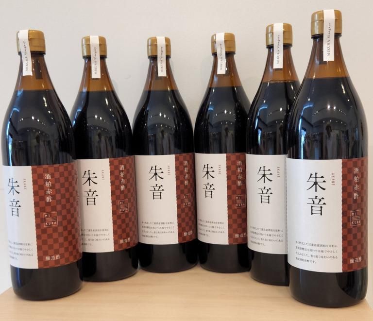 酒粕赤酢 朱音 （あかね）900ml | 三重県製造日本酒酒粕を使用した豊か