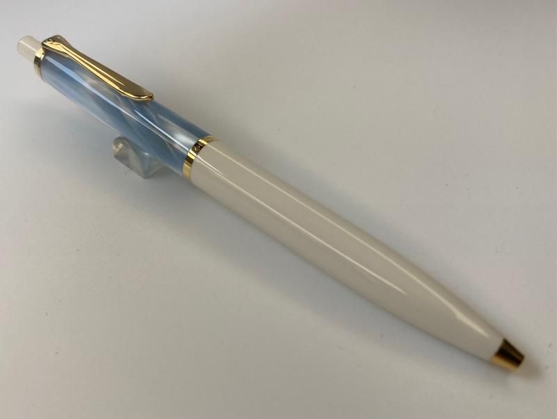 ペリカン ボールペン K200 クラシック パステルブルー - 文具館 ペリカン ボールペン K200 クラシック パステルブルー - 文具館