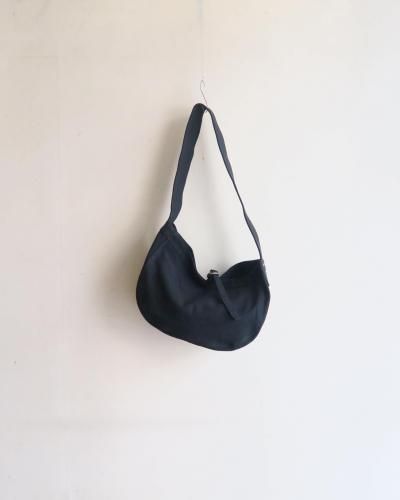 T.TLot. 018 Newsboy Bag Small  [BLACK]