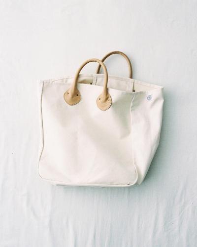 The DUFFER N NEPHEWSTOTE BAG