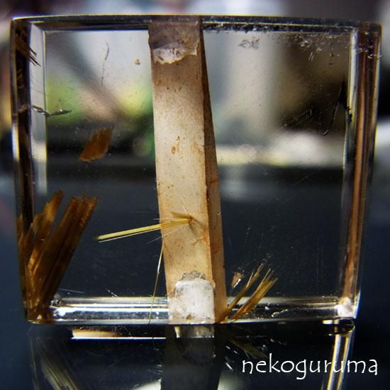 糸魚川翡翠と稀少石のお店「猫車（nekoguruma）」ブラジル産