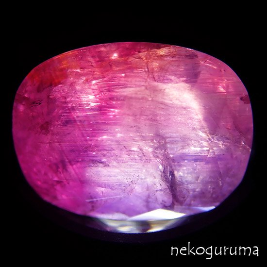 糸魚川翡翠と稀少石のお店「猫車（nekoguruma）」パキスタン産カシミール・サファイア：7.896ct -  糸魚川翡翠と稀少石のお店「猫車（nekoguruma）」