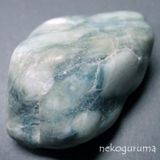 糸魚川翡翠原石 - nekoguruma / itoigawa hisui & rare stone