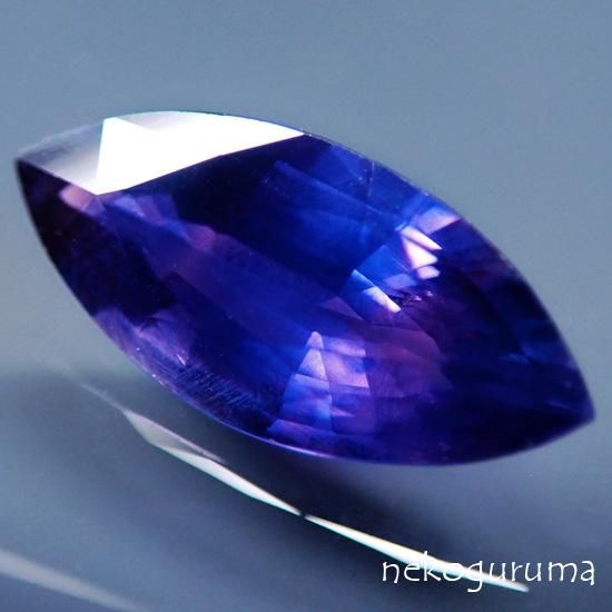 糸魚川翡翠と稀少石のお店「猫車（nekoguruma）」スリランカ産