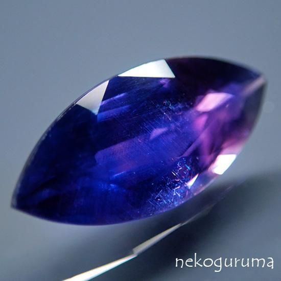 糸魚川翡翠と稀少石のお店「猫車（nekoguruma）」スリランカ産