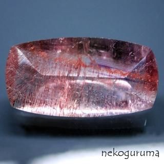 インクルージョンが特徴の宝石 - 糸魚川翡翠と稀少石のお店「猫