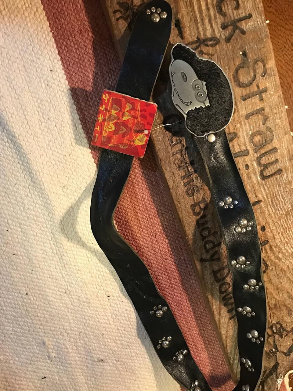 keikiii/アフロスヌーピー風バックル 足跡スタッズ レザーベルト
