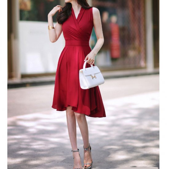 シフォンバックリボン カシュクールフレアワンピース 黒/赤 - 韓国プチプラパーティードレス通販『TENDERLY DRESS』
