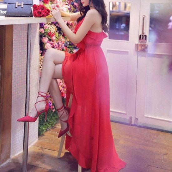 リゾートやブライズメイドドレスに バックコンシャスなロング赤キャミワンピ - 韓国プチプラパーティードレス通販『TENDERLY DRESS』