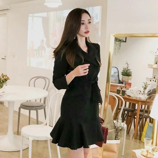 個性的でキュート 裾フリル トレンチ風長袖ワンピース - 韓国