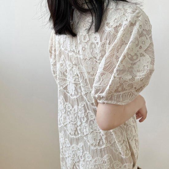 上品かわいい総レース ゆったりロング丈パフスリーブワンピース