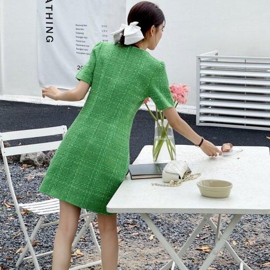 グリーンのツイードが大人かわいいミニ丈半袖ワンピース