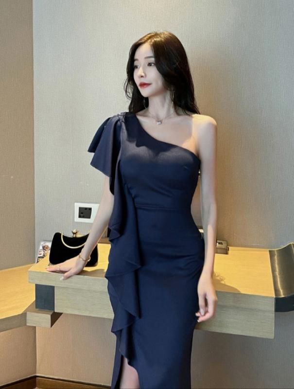 ワンショルダー サマードレス 蝶 ミドル丈 総柄 ワンピ 韓国 ステージ衣装に人気 ワンショルダーのマキシ丈ドレープ