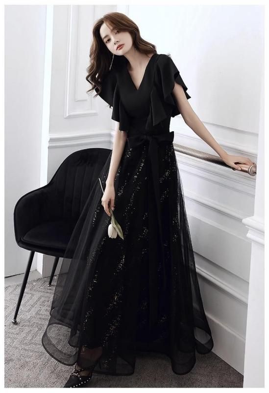 美品　フリルスリーブ マキシ丈　リルア　パーティードレス ドレスプラス DRESS+ 胸元フリルのレースドレス・結婚式