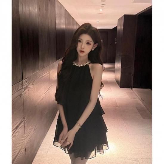 ガーリーなティアードデザイン フレアシルエットのミニ丈