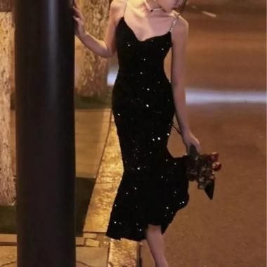 演奏会や発表会にも ゴージャスなブラックロングドレス キャミソール