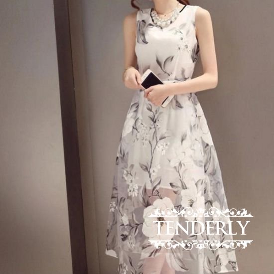 清楚な透け感が大人エレガント 花柄 ミモレ丈オーガンジーワンピース 白 韓国プチプラパーティードレス通販 Tenderly Dress