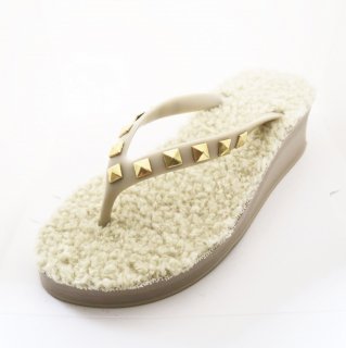 Studs square fur sole sandal Low heel /  Beige（スタッズ・ファーソール・ベージュ）