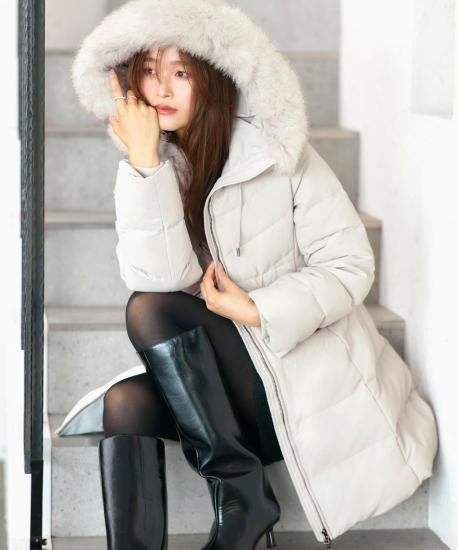 美品⭐︎MACKINTOSH LONDONフォックスファー フードダウンベスト40 高品質 ブルーフォックスファー ダウンコート ダウン 80% フェザー 20