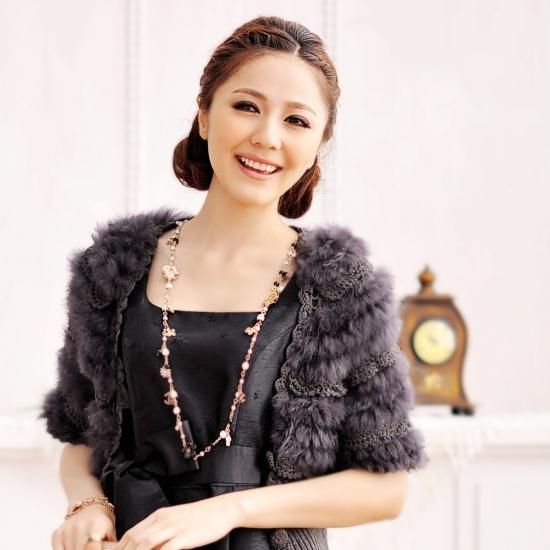ロマンティックに華やぐラビットファーボレロ Rf655 Ruirue Boutique