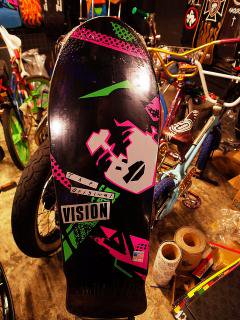 VISION OLDSCHOOL GONZ RE-ISSUE BLACK  10