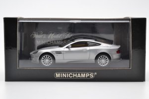 MINICHAMPS 1/43 Aston Martin Vaquish 