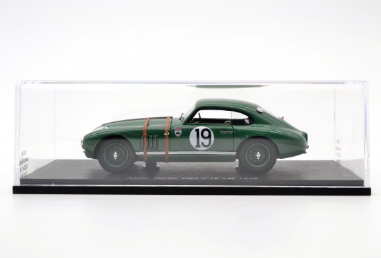 ミニカーＳｐａｒｋ１／４３ アストン・マーティン ＤＢ２ １９４９年