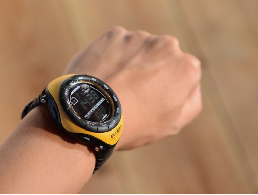 SUUNTO Vector Yellow - yellowtools腕時計(デジタル)