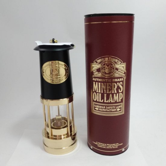 『E. Thomas & Williams イギリス製 オイルランタン ランプ 黒』の商品ページです♪