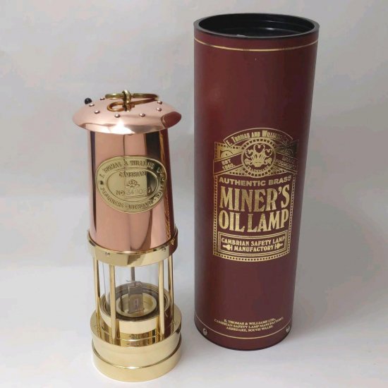 『E. Thomas & Williams イギリス製 オイルランタン ランプ 銅』の商品ページです♪