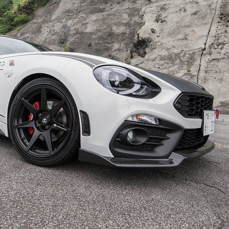 THREEHUNDRED カーボンフロントリップスポイラー ABARTH 124 Spider