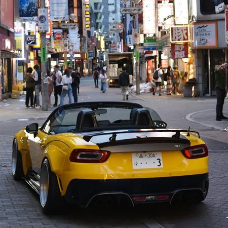 THREEHUNDRED カーボンリアウイング ABARTH 124 Spider - THREEHUNDRED THE STORE