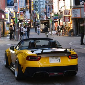 ABARTH 124 Spider - THREEHUNDRED THE STORE