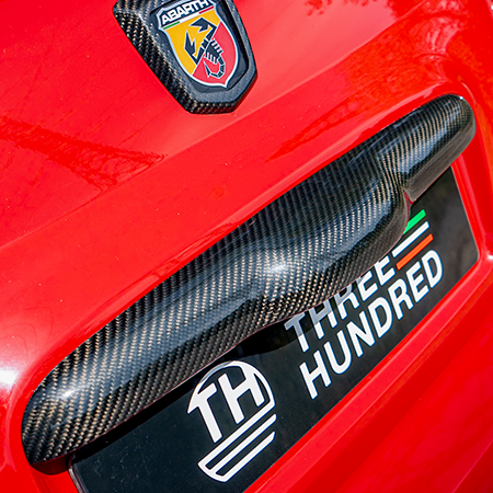 スリーハンドレッド アバルト カーボン ゲートハンドルカバー THREEHUNDRED カーボンゲートハンドルカバー - THREEHUNDRED THE