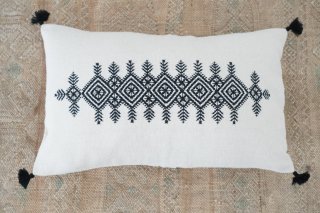 Embroidered Cussion /B