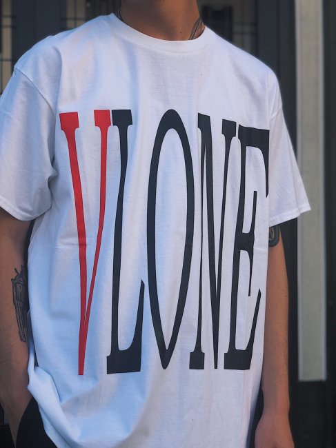 VLONE(ヴィーローン)】 STAPLE S/S TEE (Tシャツ) White/Red