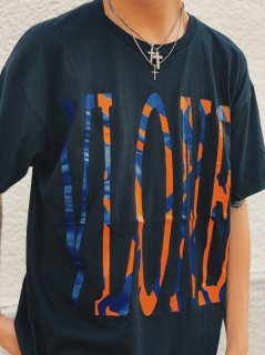 <img class='new_mark_img1' src='https://img.shop-pro.jp/img/new/icons7.gif' style='border:none;display:inline;margin:0px;padding:0px;width:auto;' />VLONE() STAPLE S/S TEE (T) Black/Tiger
