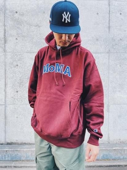 moma×champion パーカー