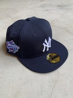 <img class='new_mark_img1' src='https://img.shop-pro.jp/img/new/icons7.gif' style='border:none;display:inline;margin:0px;padding:0px;width:auto;' />【NEWERA】59FIFTY NEW YORK YANKEES 1998 WORLD SERIES FITTED CAP (ニューエラキャップ) Navy