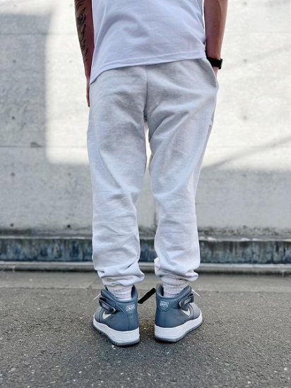 Champion(チャンピオン)】 12oz REVERSE WEAVE FLEECE PANTS (リバースウィーブ スウェットパンツ)  Silver Grey