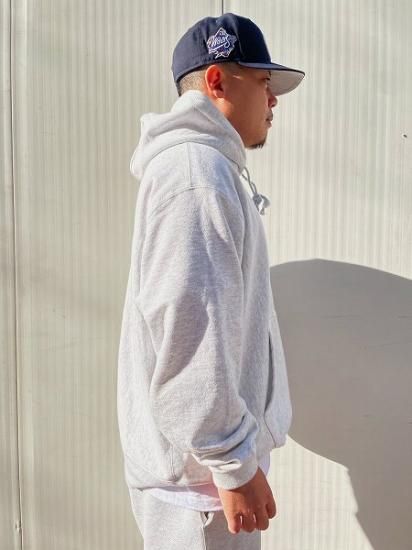 Champion(チャンピオン)】 12oz REVERSE WEAVE PULLOVER HOODIE
