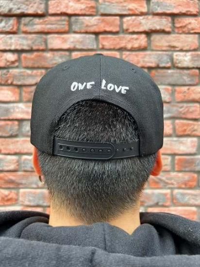 SNAPBACKS | CAPICHE CAPS
