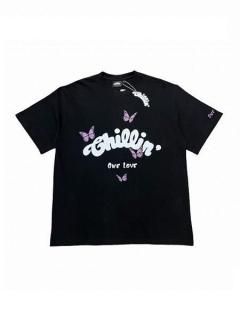 <img class='new_mark_img1' src='https://img.shop-pro.jp/img/new/icons7.gif' style='border:none;display:inline;margin:0px;padding:0px;width:auto;' />CHILLIN'()BIG LOGO BUTTERFLY S/TEE (ӥåХե饤T) Black/Purple