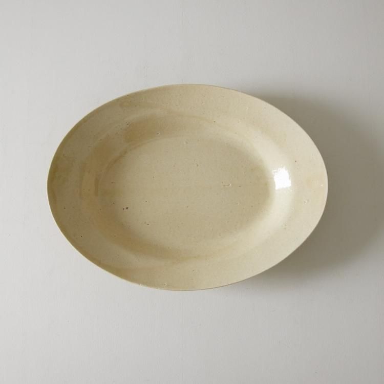 激安通販 米色青磁オーバル皿深 安齋新・厚子 工芸品