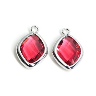【1個】Rubyカラーガラス16mmダイヤモンド形シルバーチャーム