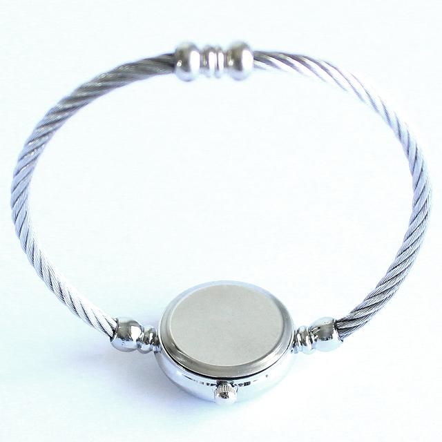 ア*ィ様 ベルト風バングル　エルメ◯ バングル風ワイヤーベルトウォッチ | メンズスカートなどモード